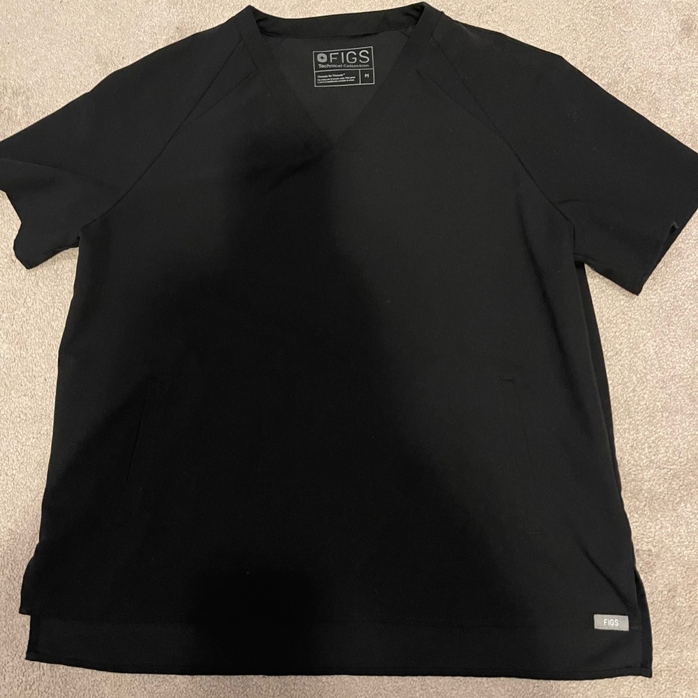 Figs black scrub top